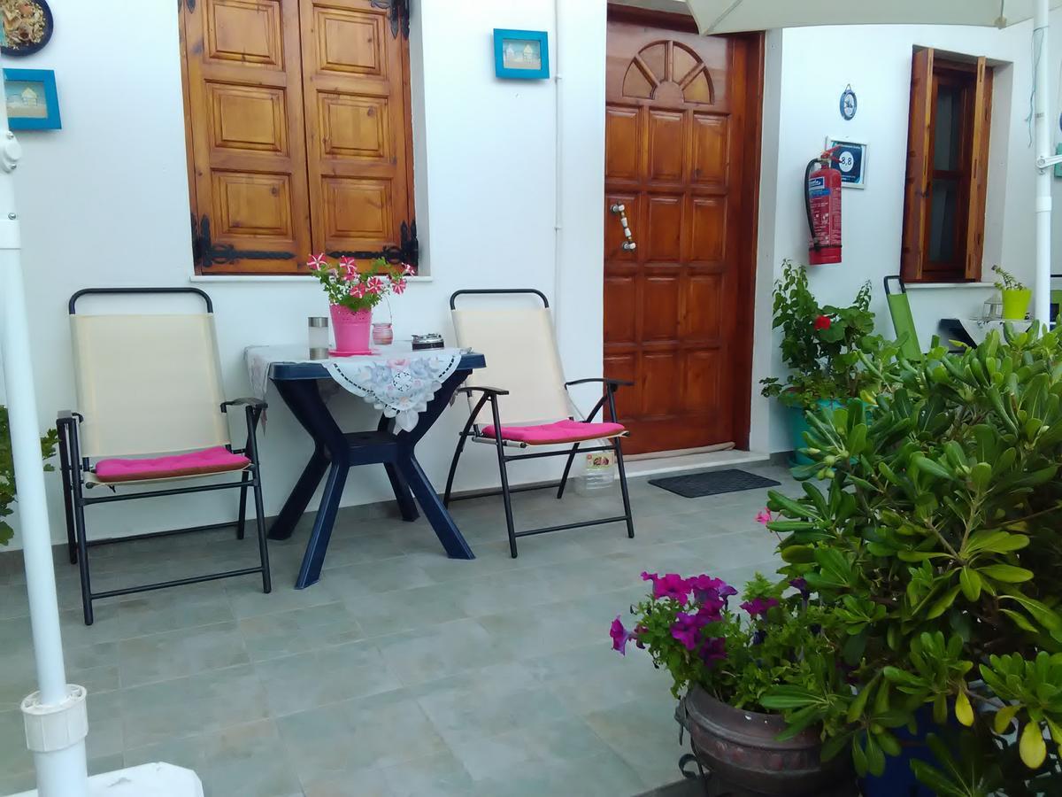 Maria Charalampaki Studios Skyros Exterior photo