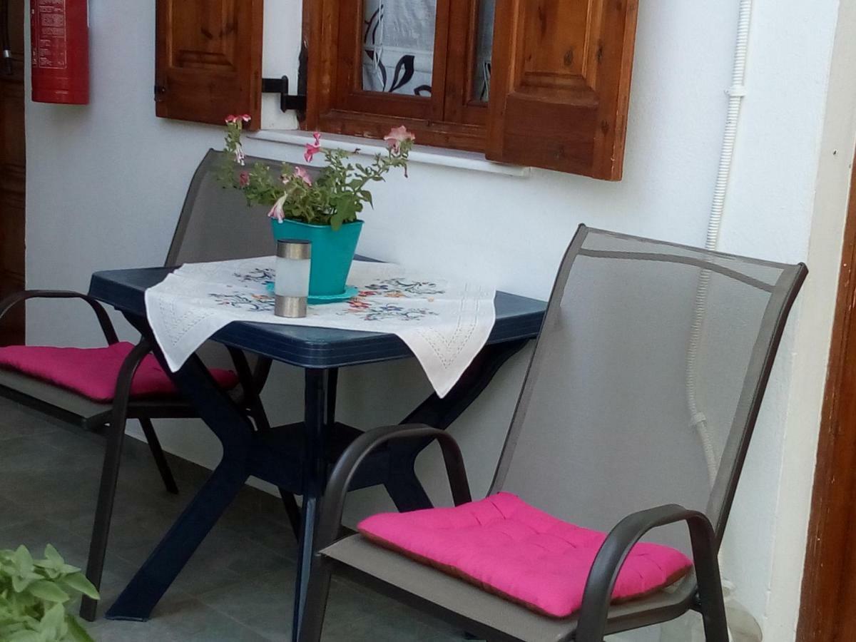 Maria Charalampaki Studios Skyros Exterior photo